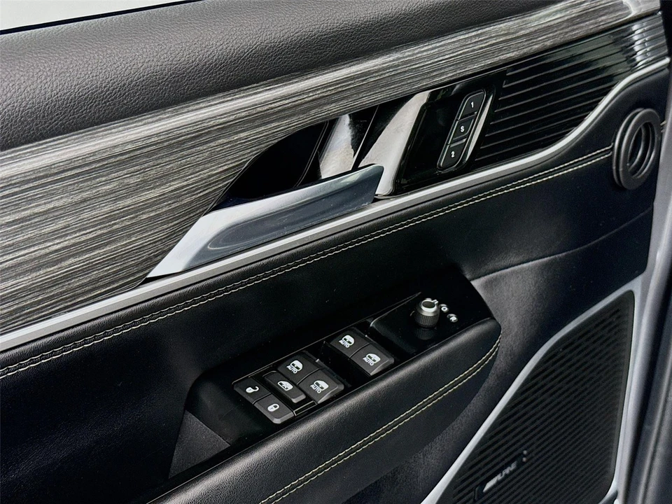 2022 Jeep WS Wagoneer - Image 18 of 21