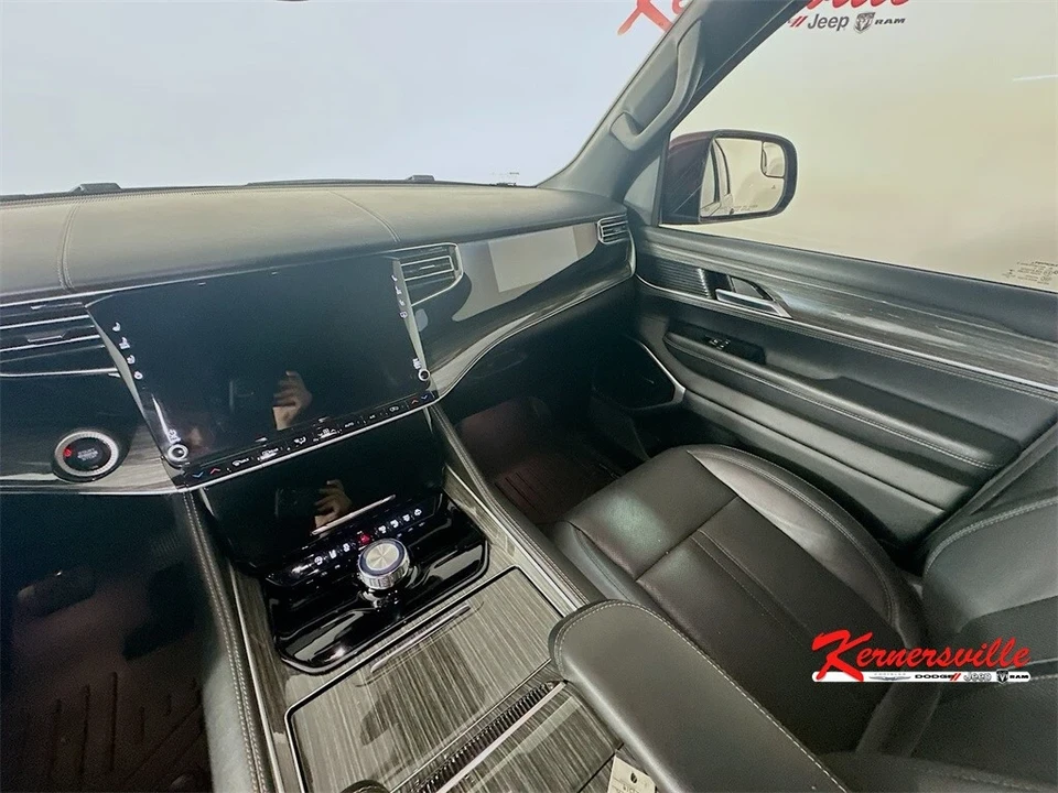 2022 Jeep WS Wagoneer - Image 11 of 12