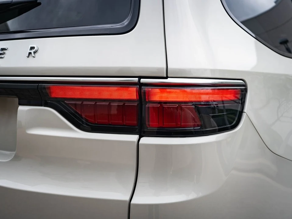 2022 Jeep WS Wagoneer - Image 17 of 21