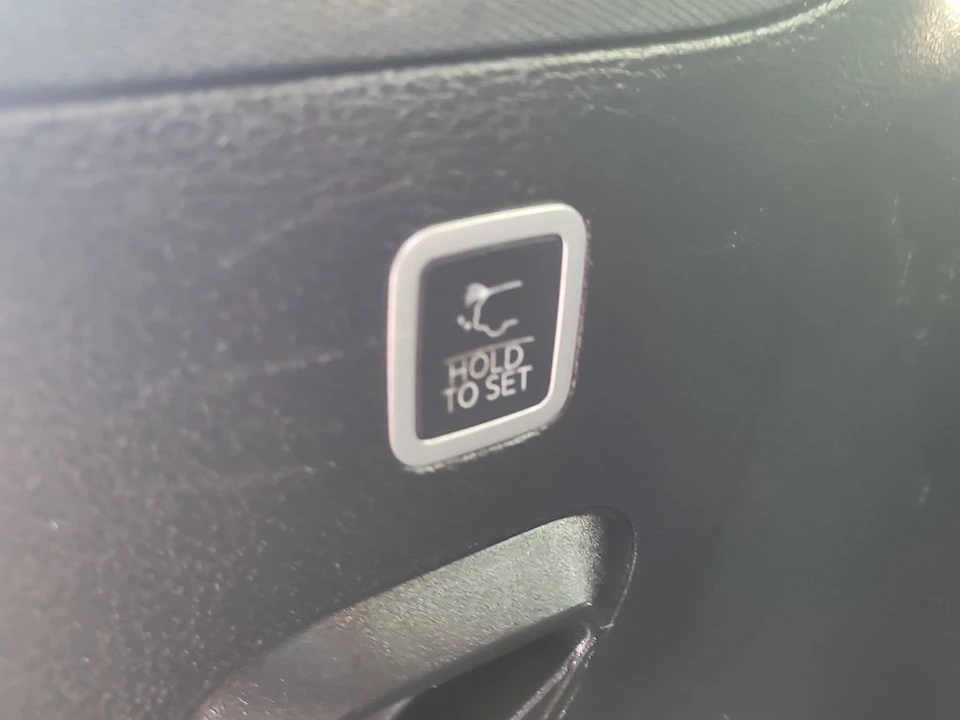 2022 Jeep WS Wagoneer - Image 8 of 21