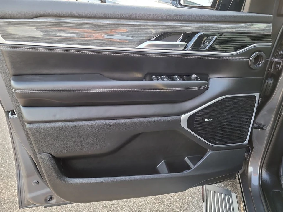 2022 Jeep WS Wagoneer - Image 16 of 21