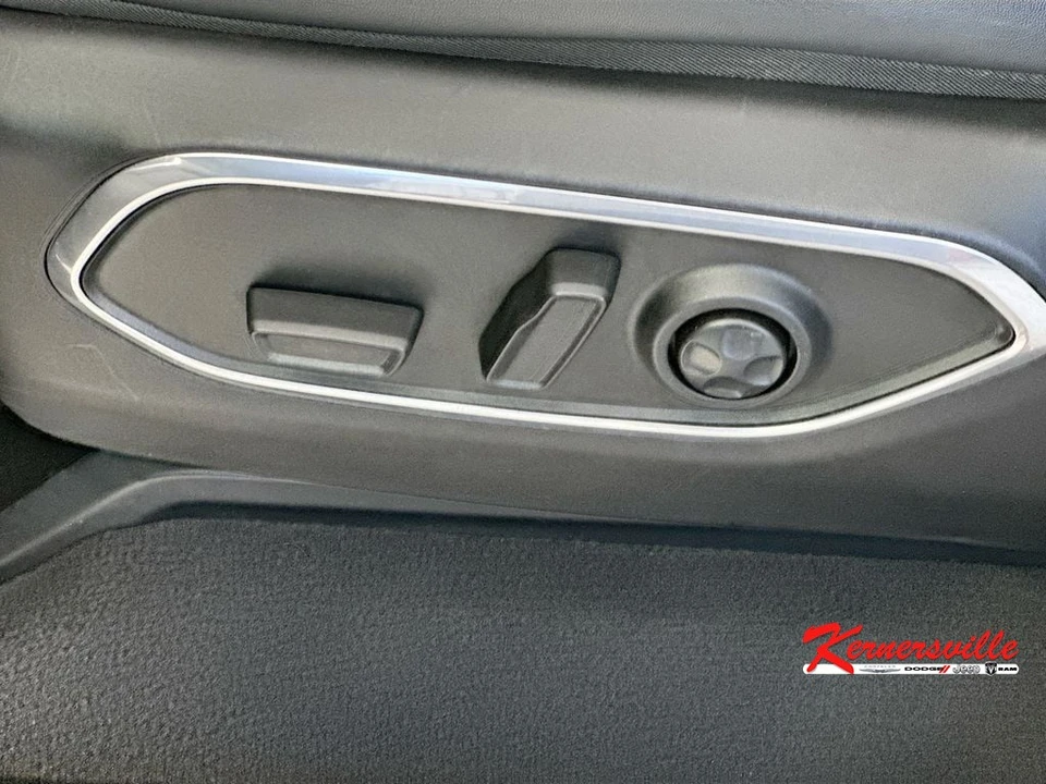 2022 Jeep WS Wagoneer - Image 23 of 24