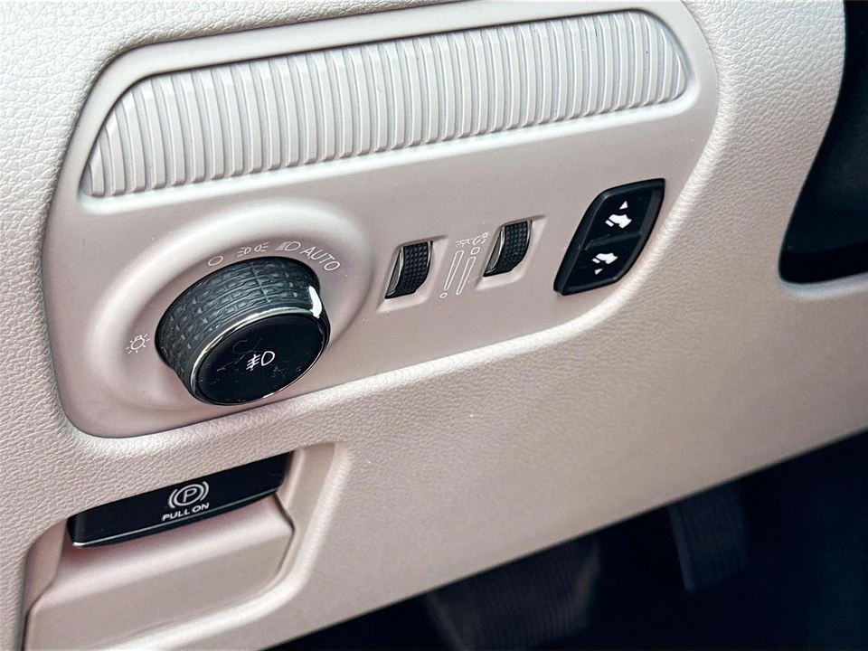 2022 Jeep WS Wagoneer - Image 10 of 21