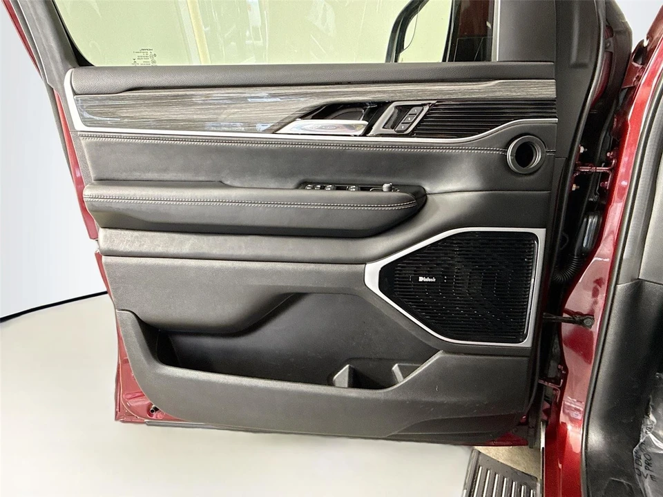 2022 Jeep WS Wagoneer - Image 18 of 21