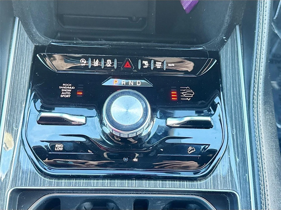 2022 Jeep WS Wagoneer - Image 17 of 21