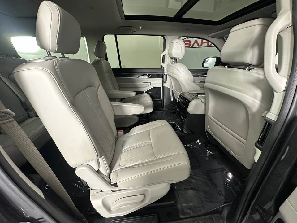 2022 Jeep WS Wagoneer - Image 28 of 31