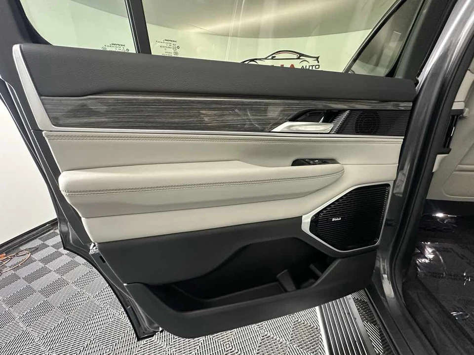 2022 Jeep WS Wagoneer - Image 17 of 31