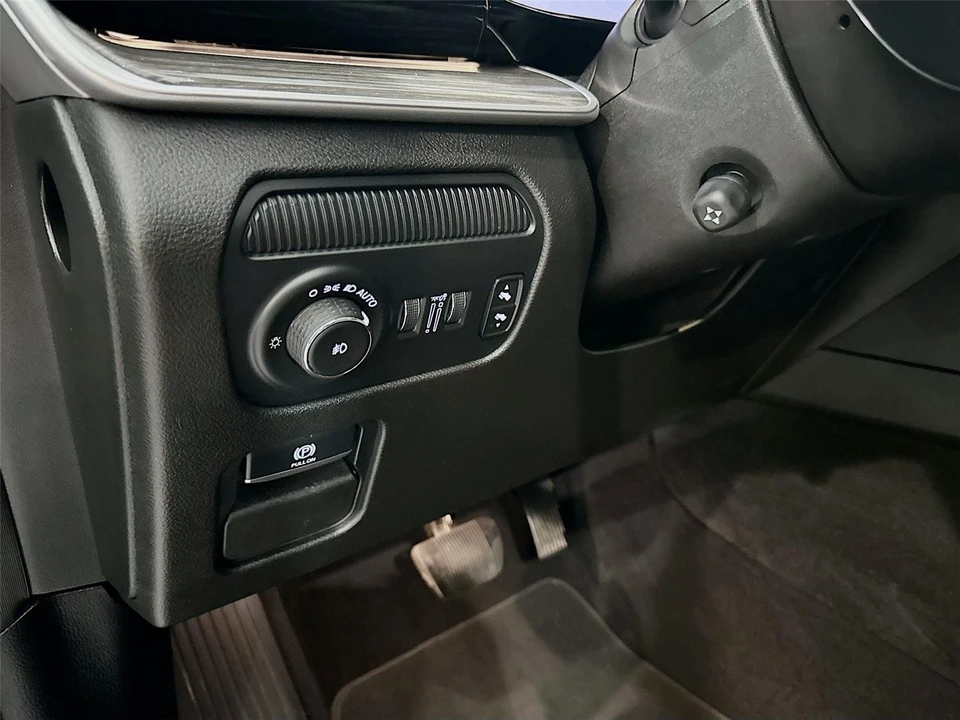 2022 Jeep WS Wagoneer - Image 7 of 31