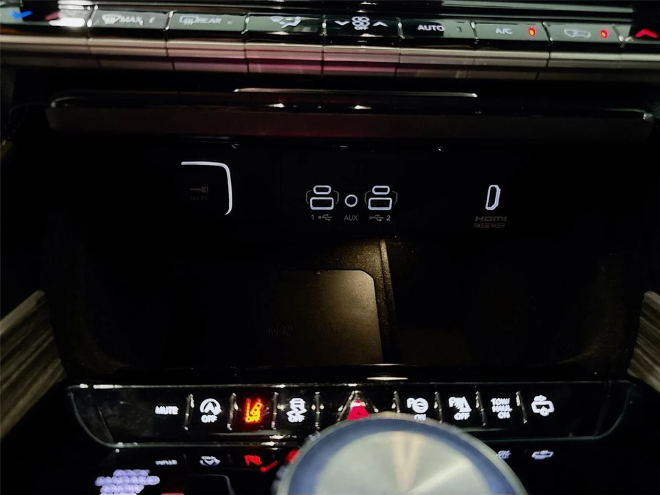 2022 Jeep WS Wagoneer - Image 16 of 31