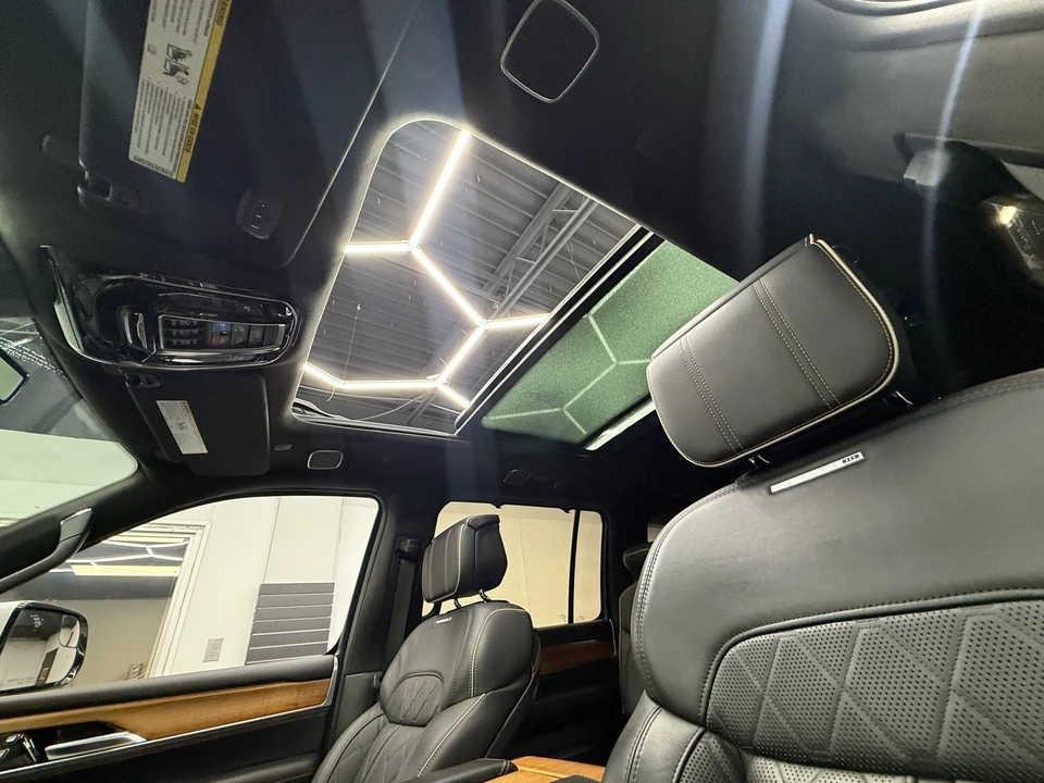 2022 Jeep WS Wagoneer - Image 14 of 21