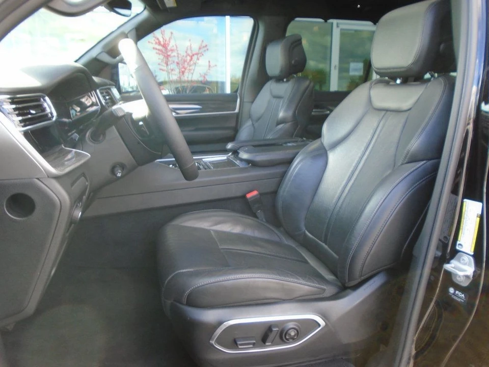 2022 Jeep WS Wagoneer - Image 11 of 12