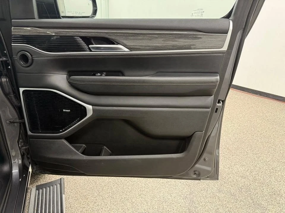 2022 Jeep WS Wagoneer - Image 15 of 20