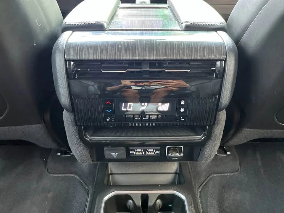 2022 Jeep WS Wagoneer - Image 11 of 14