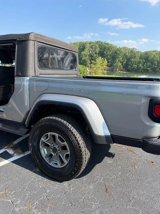 2022 Jeep JT Gladiator - Image 5 of 9