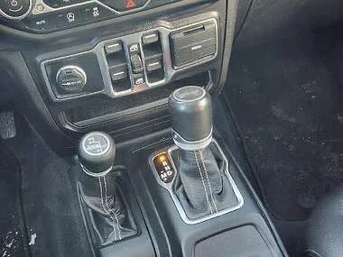 2022 Jeep JL Wrangler - Image 14 of 17