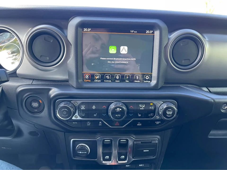 2022 Jeep JL Wrangler - Image 17 of 19