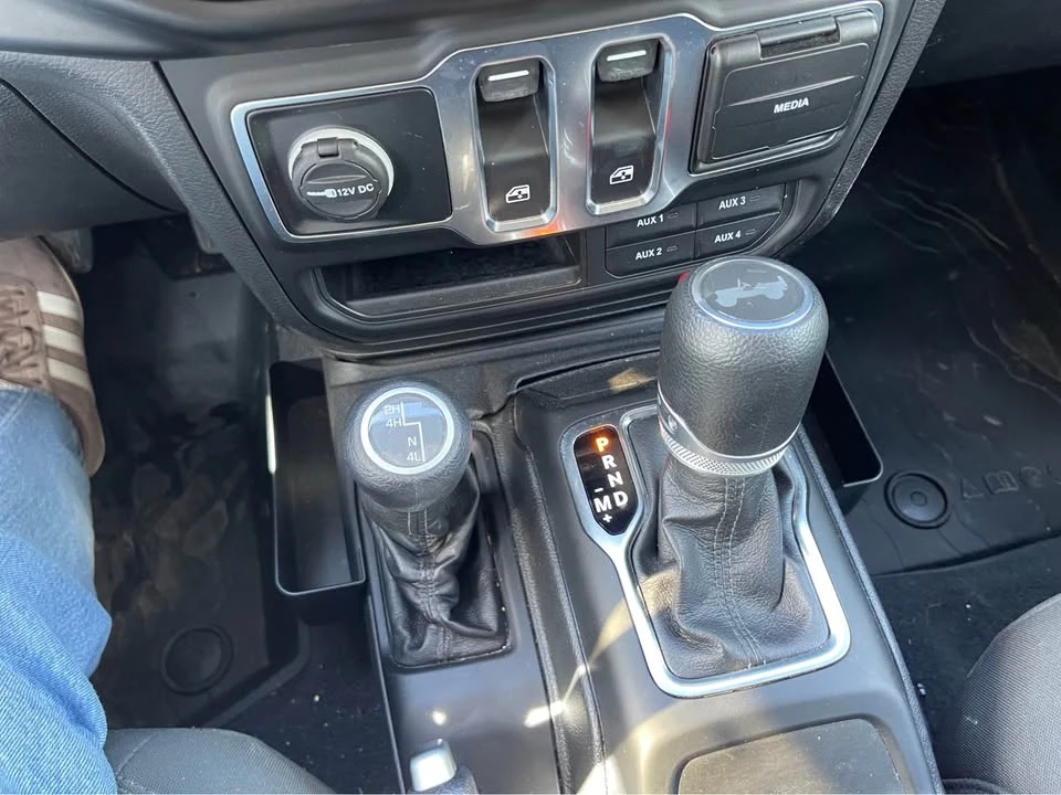 2022 Jeep JL Wrangler - Image 19 of 19