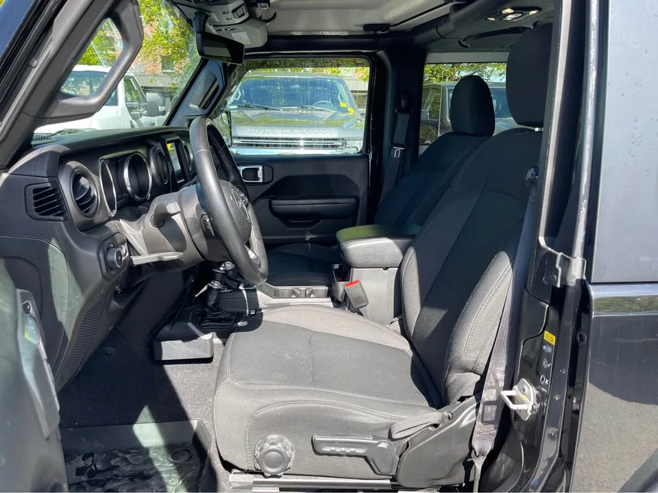 2022 Jeep JL Wrangler - Image 12 of 19