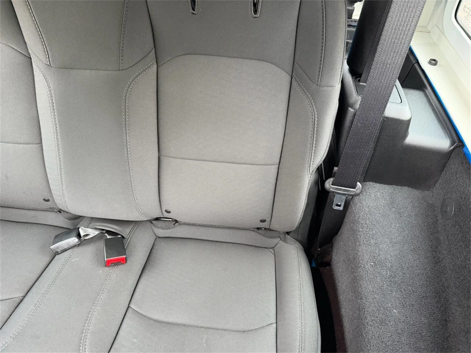2022 Jeep JL Wrangler - Image 24 of 31