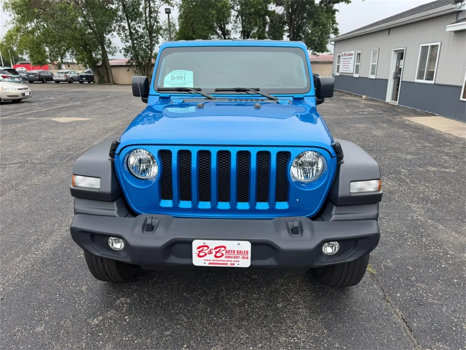 2022 Jeep JL Wrangler - Image 3 of 31