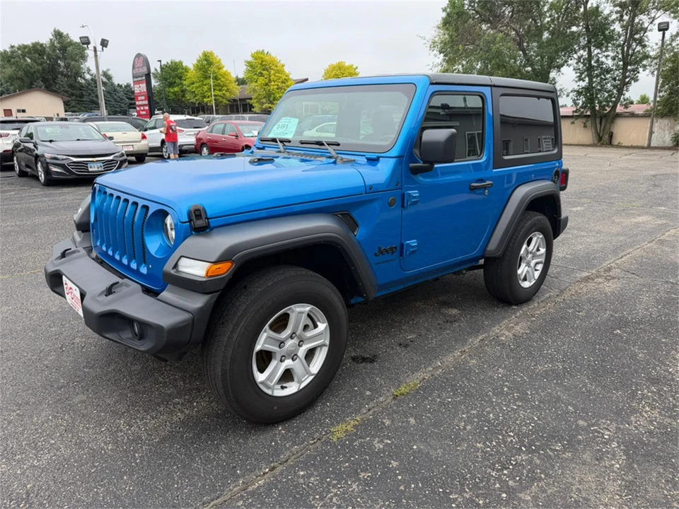 2022 Jeep JL Wrangler - Image 5 of 31