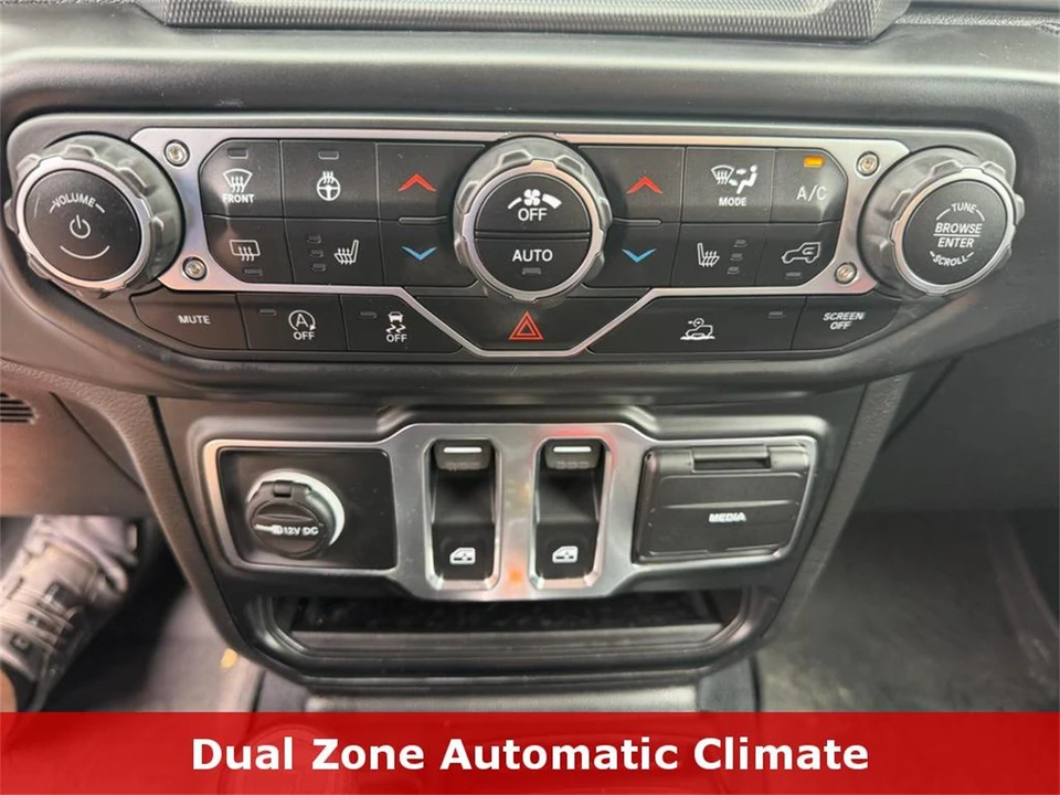 2022 Jeep JL Wrangler - Image 21 of 31