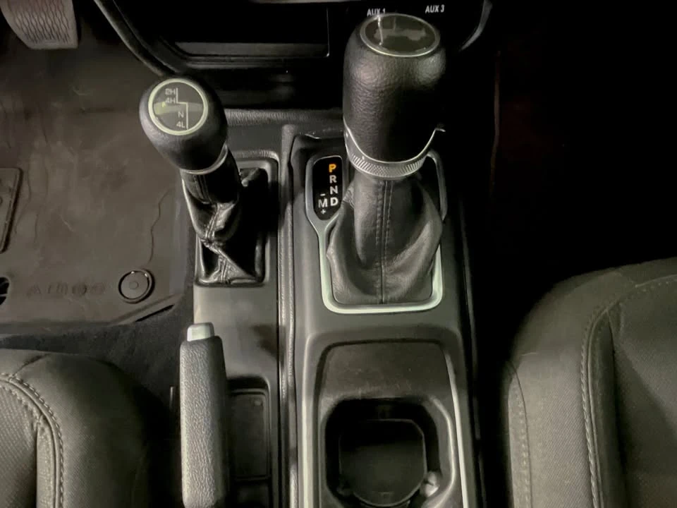 2022 Jeep JL Wrangler - Image 14 of 20