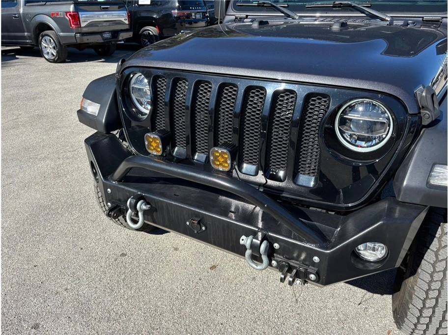 2022 Jeep JL Wrangler - Image 13 of 21