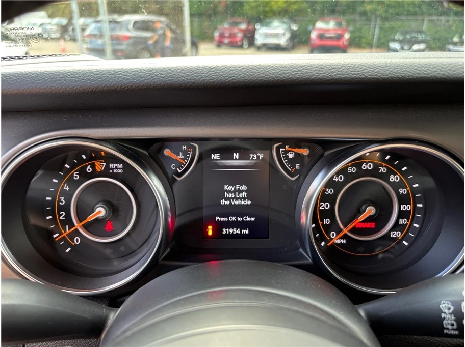2022 Jeep JL Wrangler - Image 19 of 21