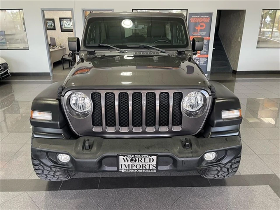 2022 Jeep JL Wrangler - Image 9 of 31