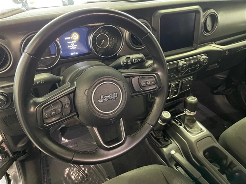 2022 Jeep JL Wrangler - Image 25 of 31