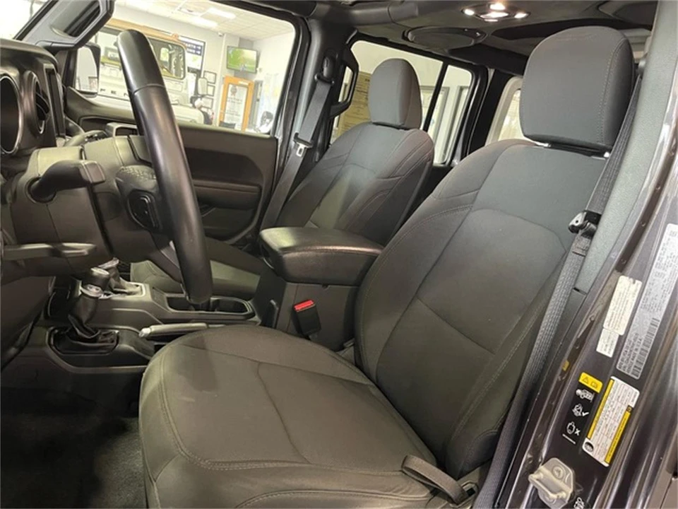 2022 Jeep JL Wrangler - Image 23 of 31