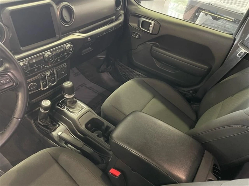 2022 Jeep JL Wrangler - Image 24 of 31