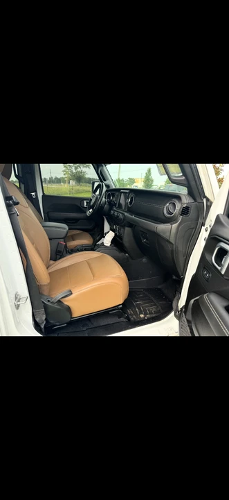 2022 Jeep JL Wrangler - Image 7 of 8