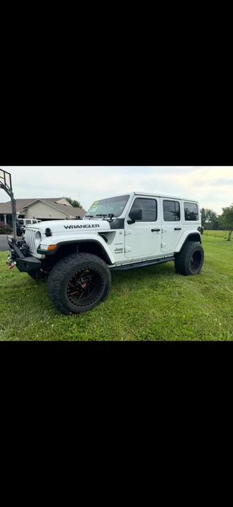2022 Jeep JL Wrangler - Image 3 of 8