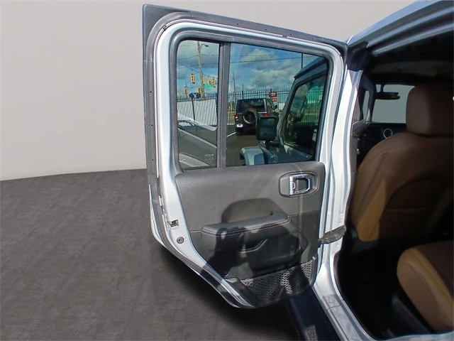 2022 Jeep JL Wrangler - Image 13 of 21