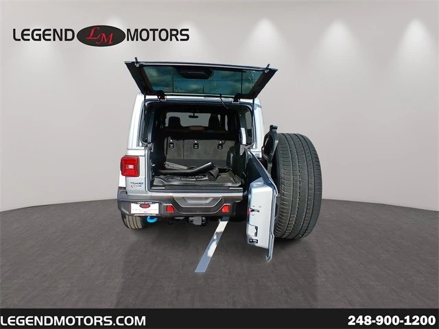 2022 Jeep JL Wrangler - Image 15 of 21