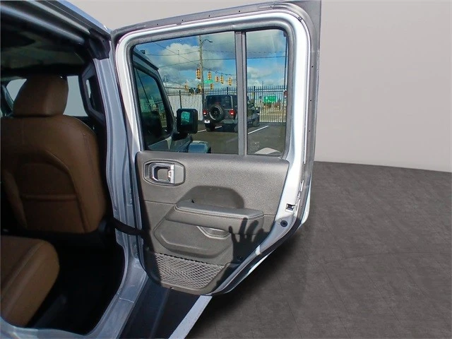 2022 Jeep JL Wrangler - Image 18 of 21