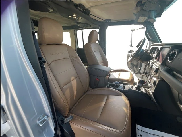 2022 Jeep JL Wrangler - Image 16 of 21