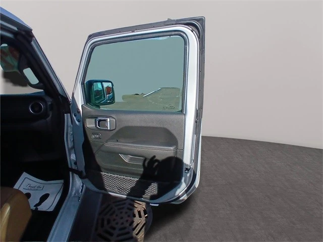 2022 Jeep JL Wrangler - Image 16 of 21