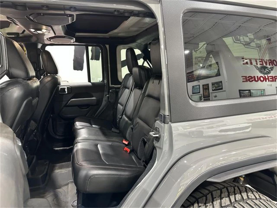 2022 Jeep JL Wrangler - Image 10 of 30
