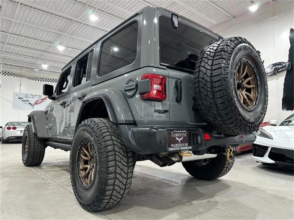 2022 Jeep JL Wrangler - Image 26 of 30