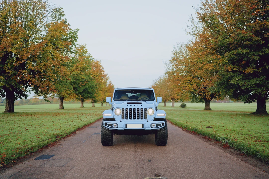 2022 Jeep JL Wrangler - Image 11 of 31