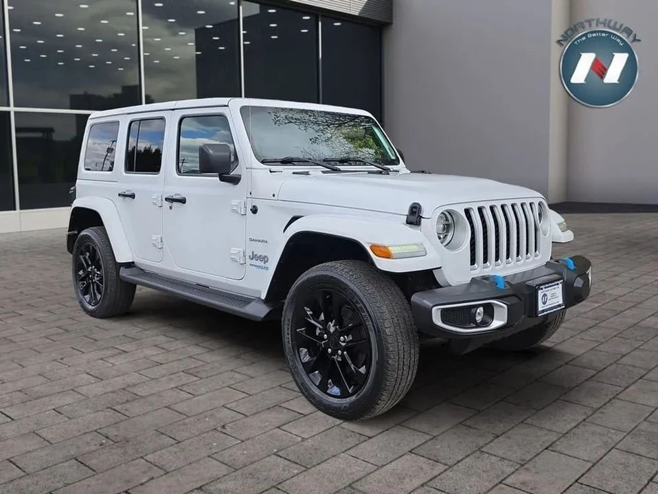 2022 Jeep JL Wrangler - Image 7 of 17