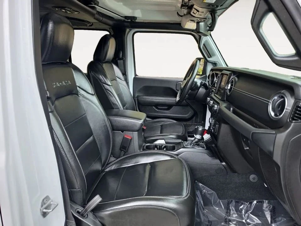 2022 Jeep JL Wrangler - Image 15 of 17