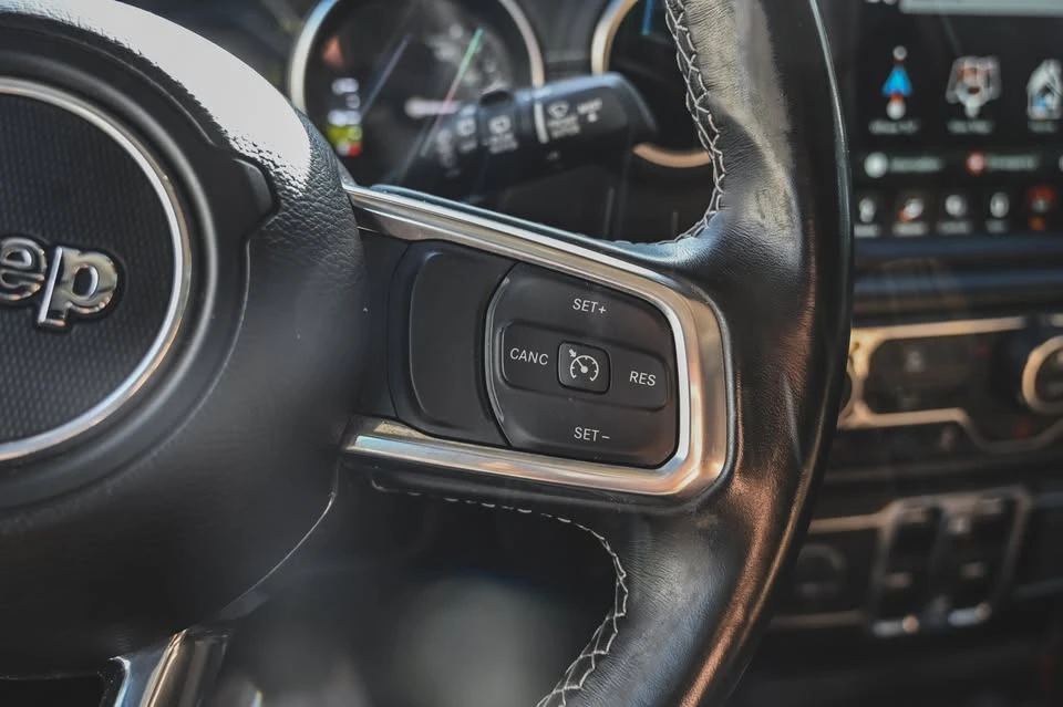 2022 Jeep JL Wrangler - Image 14 of 20