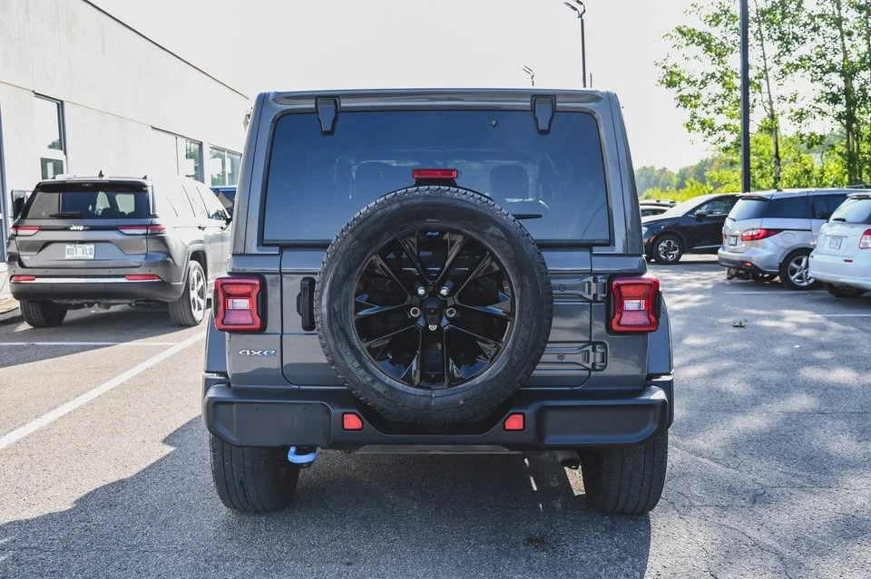 2022 Jeep JL Wrangler - Image 5 of 20