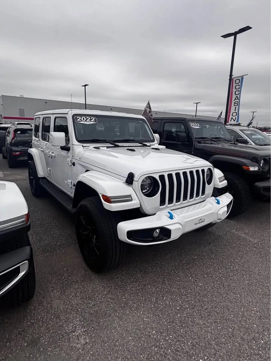 2022 Jeep JL Wrangler - Image 3 of 7