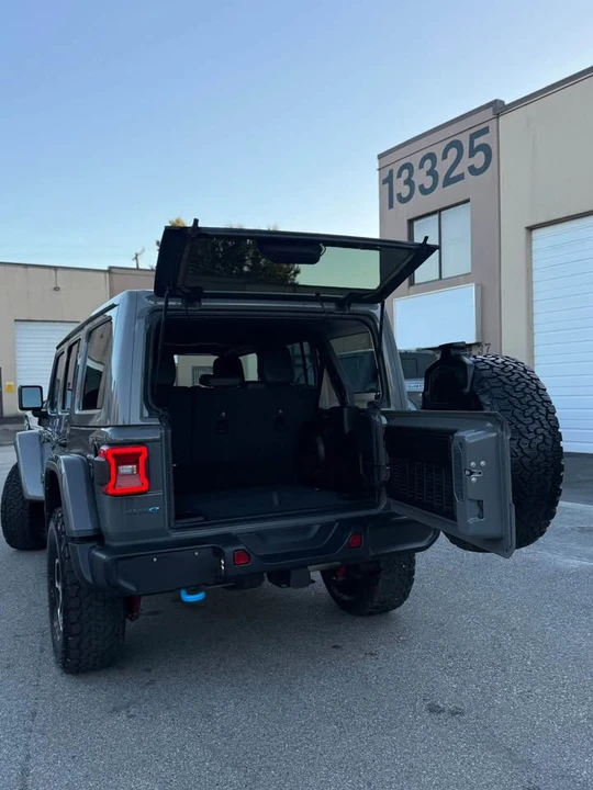 2022 Jeep JL Wrangler - Image 5 of 11