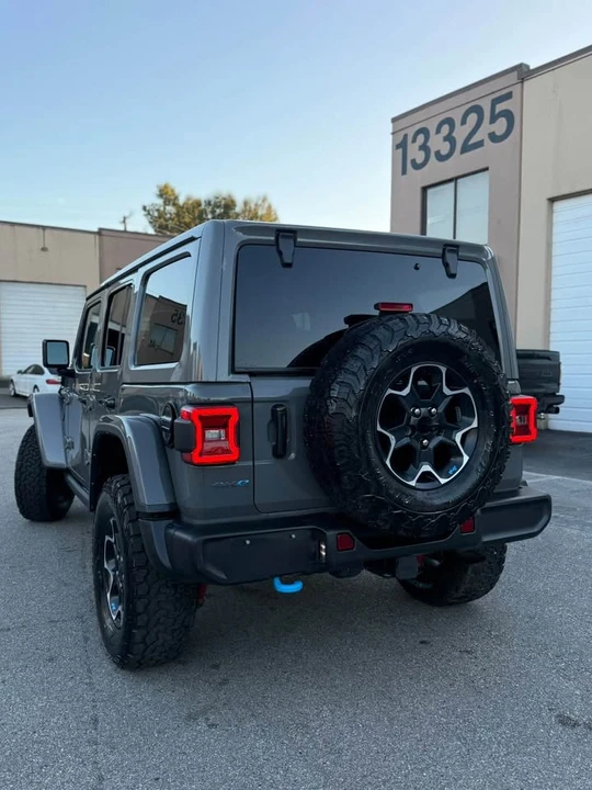 2022 Jeep JL Wrangler - Image 9 of 11